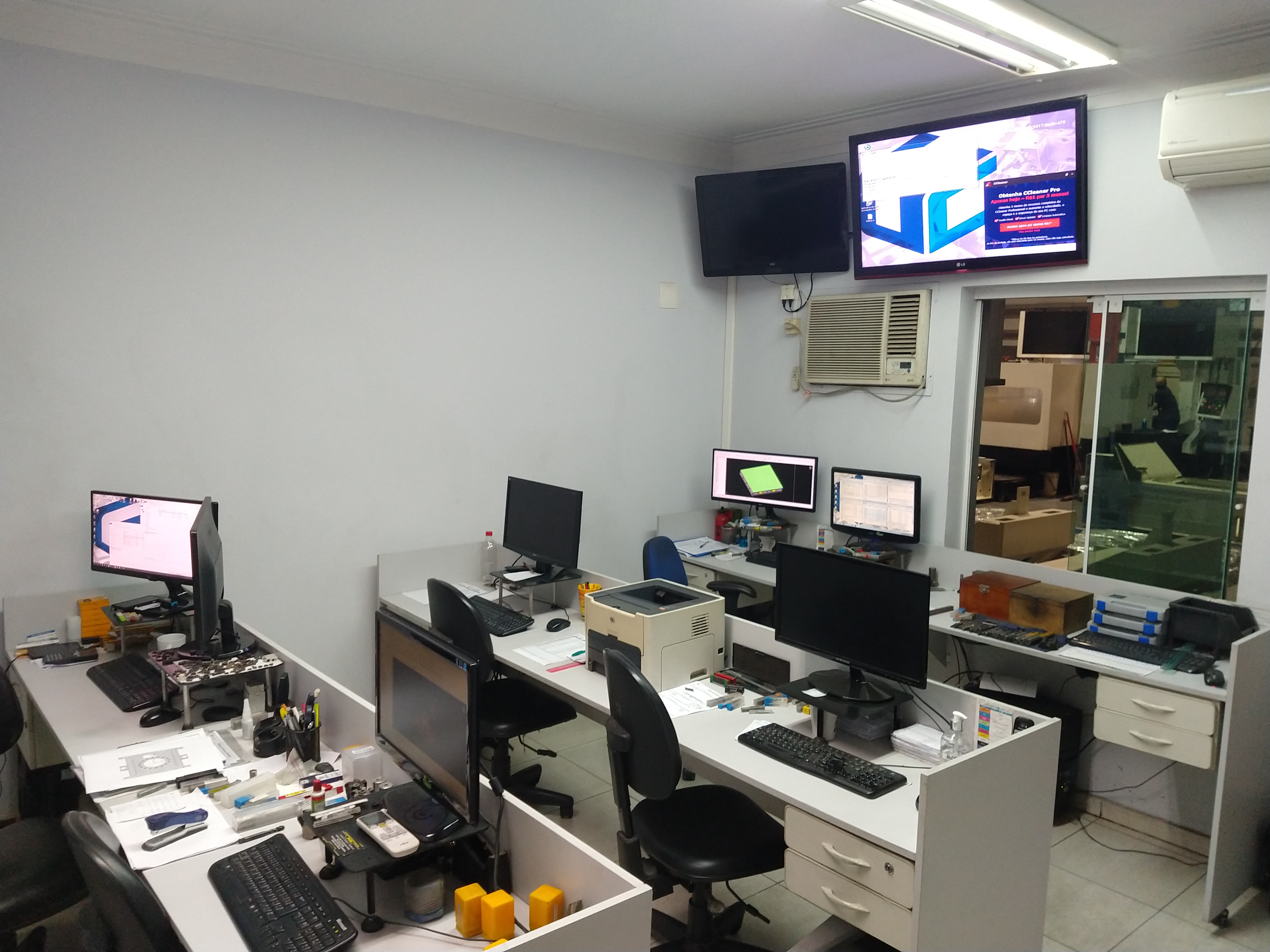 Sala de Programação CAM com Softwares de última geração